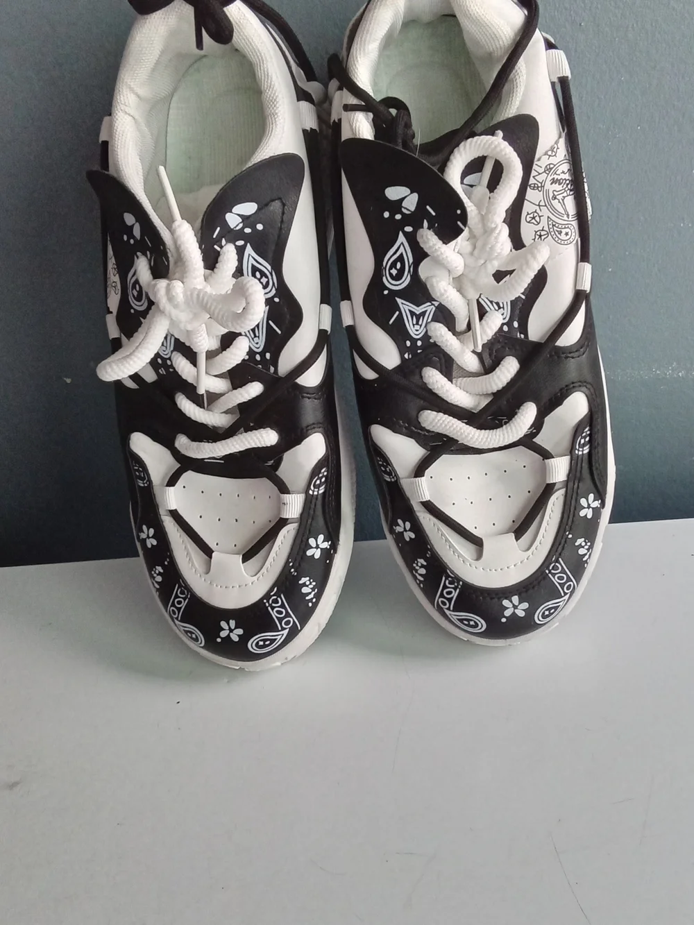 Shoes Culture Bandana Paisley‎ Low Top Sneakers Black White Streetwear Mens 41